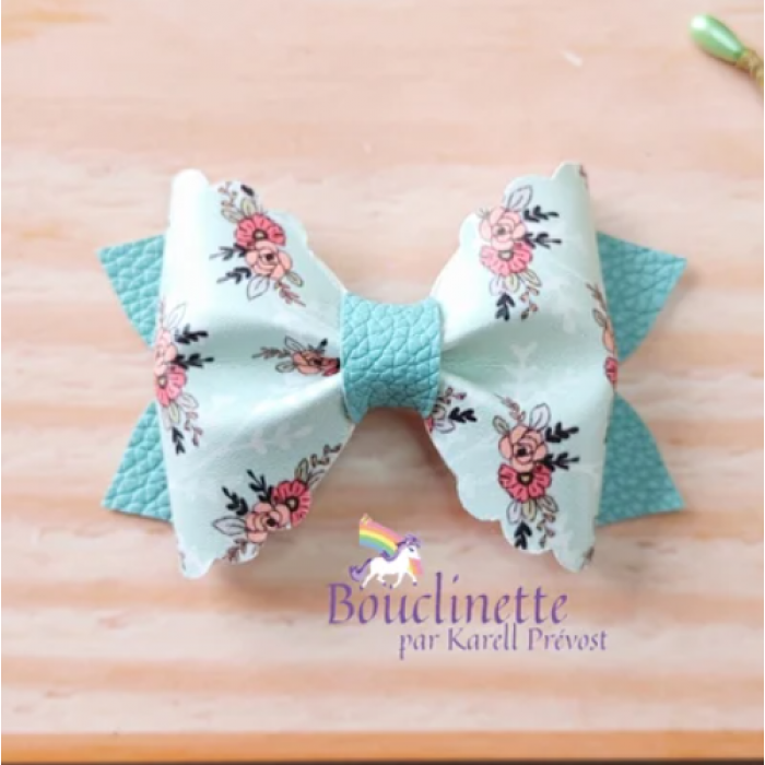 BOUCLES EN SIMILICUIR | FLEURS TURQUOISES